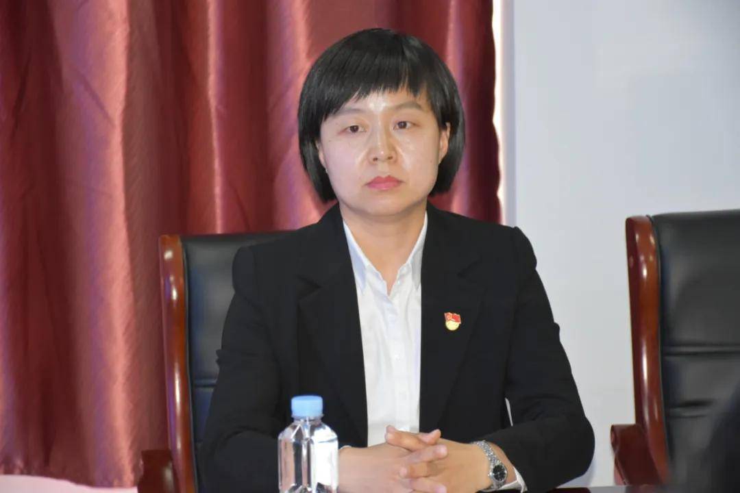 徐娟同志介绍忻州市"中国杂粮之都"产业融合园区建设情况及山西(忻州)