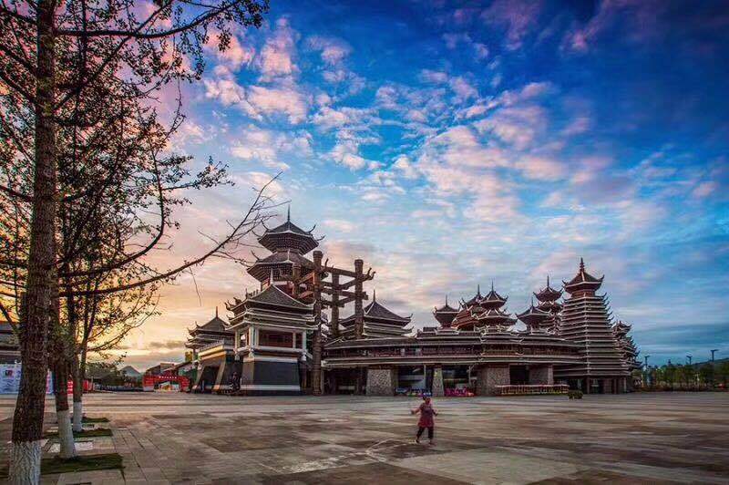 多彩贵州城,带您体验不一样的周末游