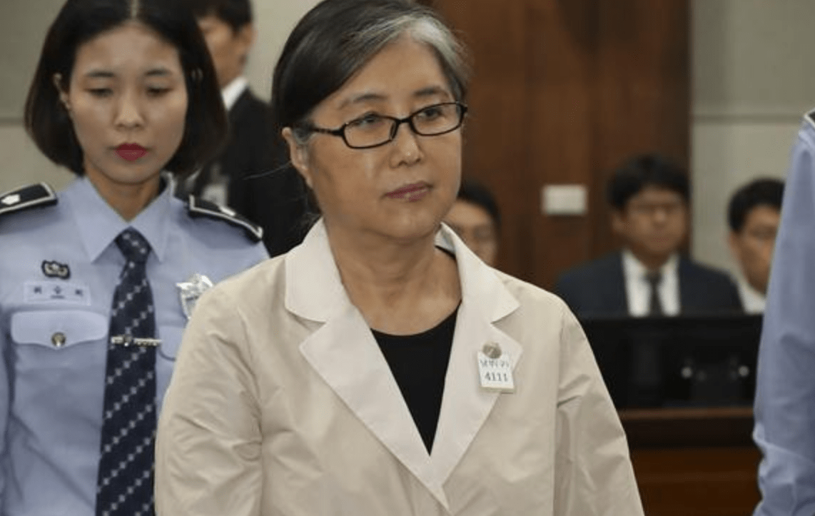 首尔法院不仅将韩国政府调查令取消,还着重指出韩国政府对李在镕的