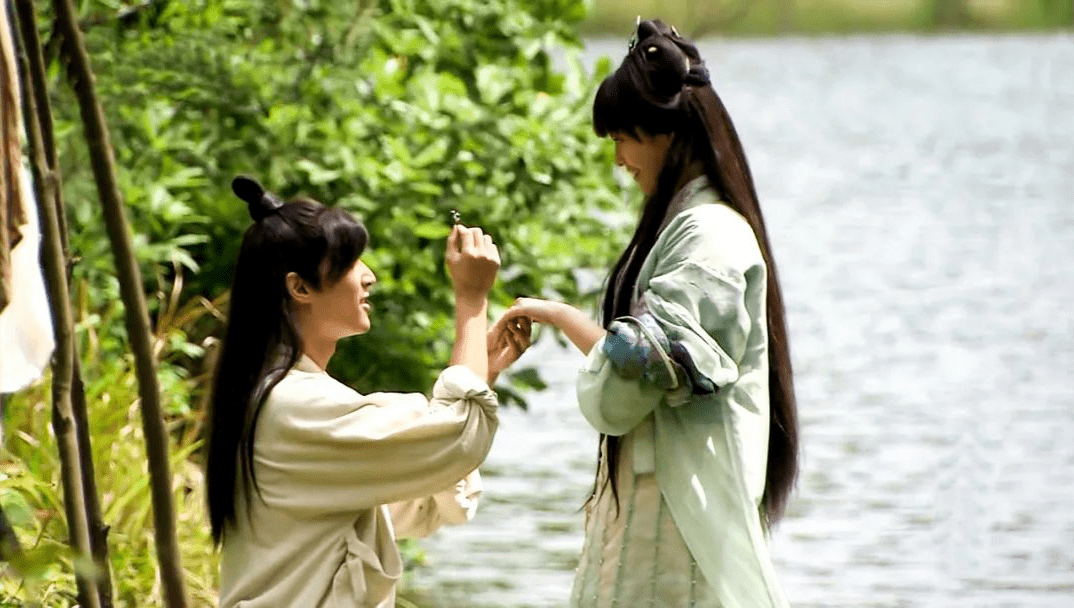 这个角色在剧集中第4集才崭露头角,被胡歌饰演的易小川从山贼手中救下