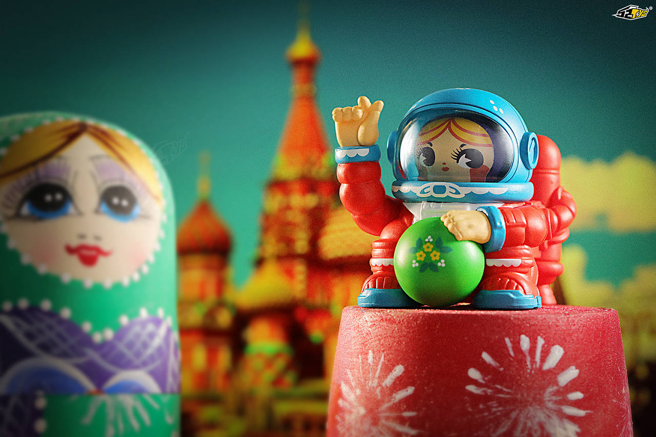 俄罗斯套娃:被珍藏的俄罗斯套娃身上古老的碎花纹样与思念的情结悄然