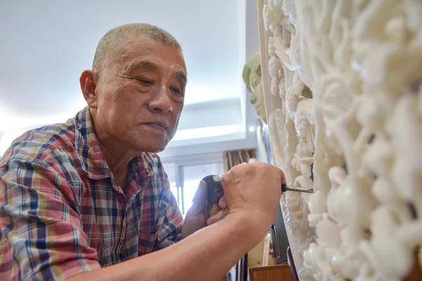 汕头"三身人"如何诞生?主创林任强:奋战300余天铸就城市地标