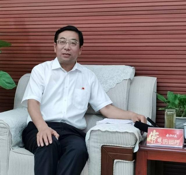 追梦之路唯有始终破浪前行社旗县委书记余广东访谈实录