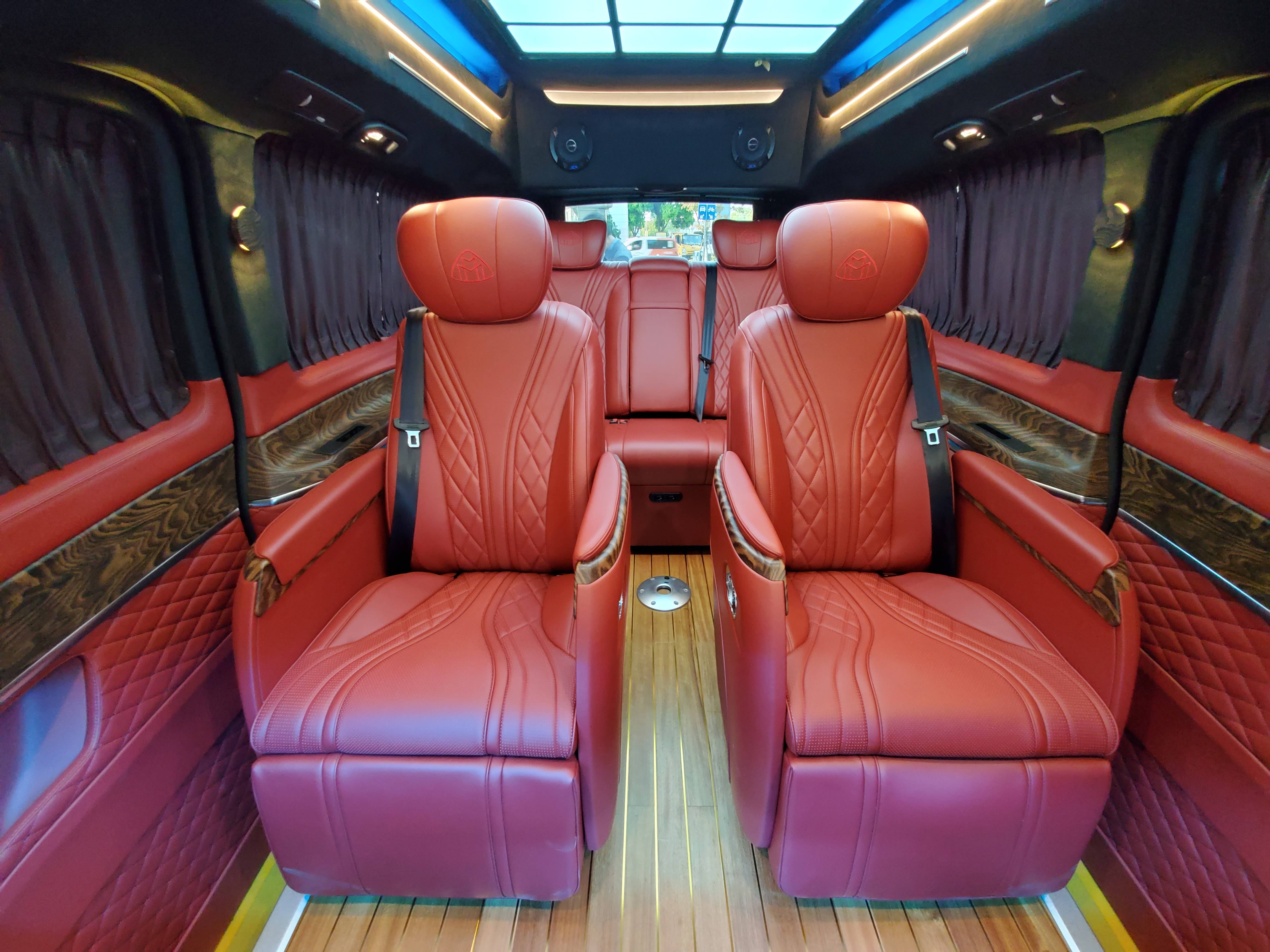 奔驰v260l高顶全隔断七座商务车奢华内饰远超埃尔法_搜狐汽车_搜狐网