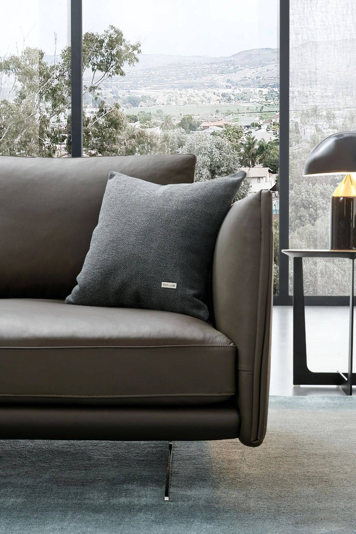 斯帝罗兰 自由闲适的生活态度_沙发