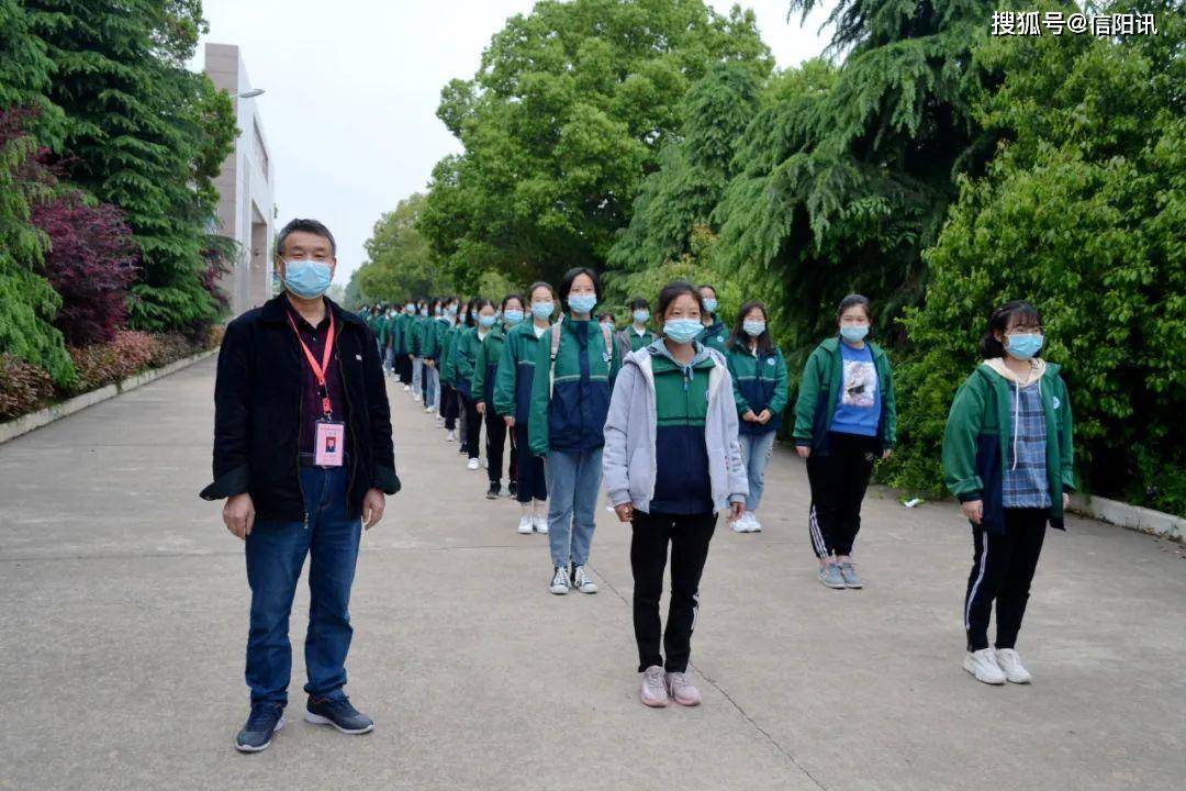 罗山高中(新校区):防疫备考不放松 运动锻炼"不打烊"