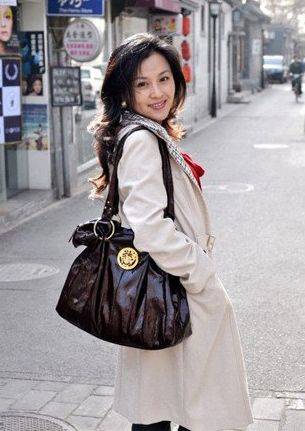 图计春华的老婆刘芳毓,靓丽迷人