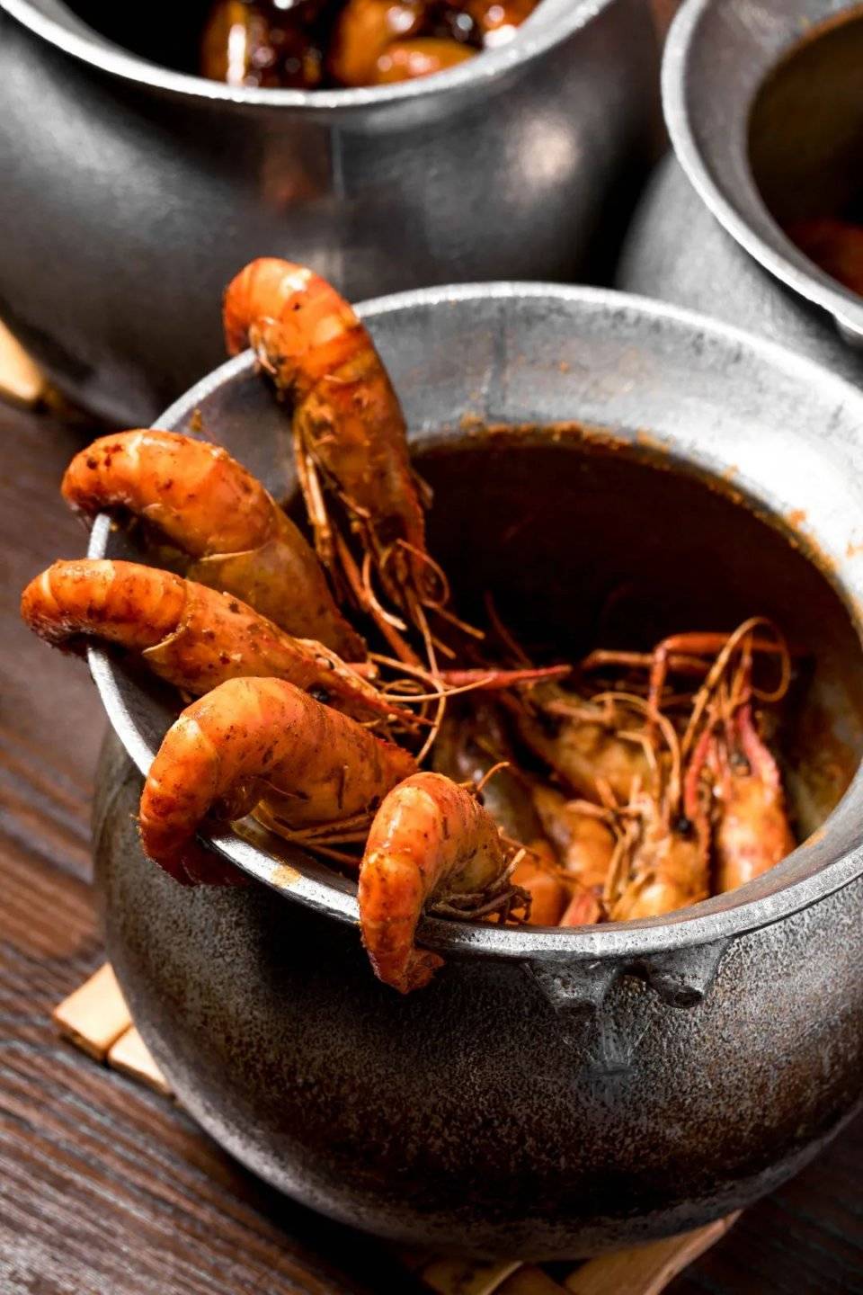 「起初」拍了拍你:用风筒"吹"出来的胡椒虾,下班约起