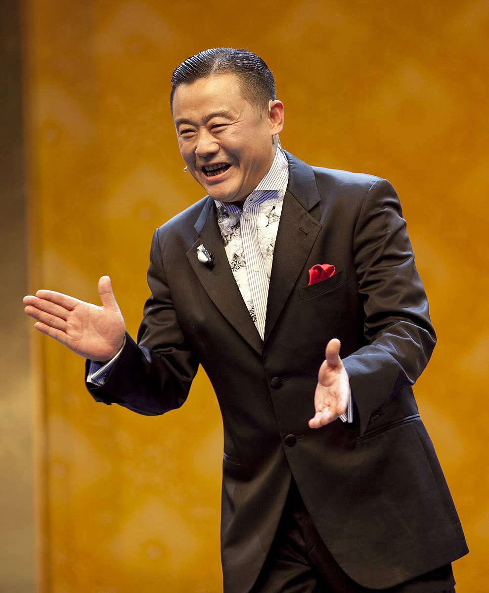 跟李咏翻脸涉毒持枪打岳父的周立波,彻底翻车了!