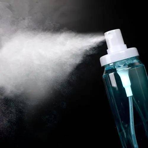 爽肤水千万不要当保湿喷雾使用!_手机搜狐网