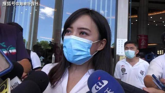 对于国民党高雄市长补选参选人李眉蓁昨天在脸书,今天在告别式场外都