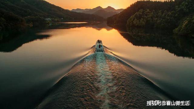 岭佛子湖《淠河唱晚/姜涛 拍摄地点:霍山黑石渡镇《白马松/杜向明