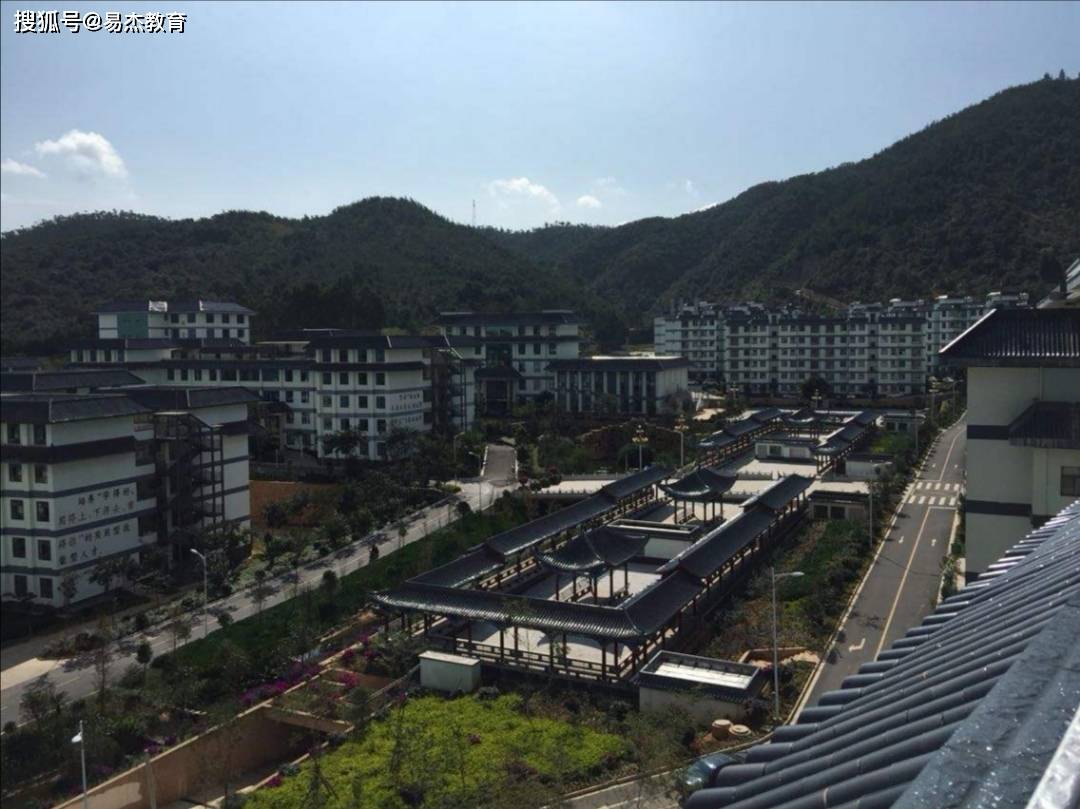 昆明市卫生学校与昆明卫生职业学校的区别