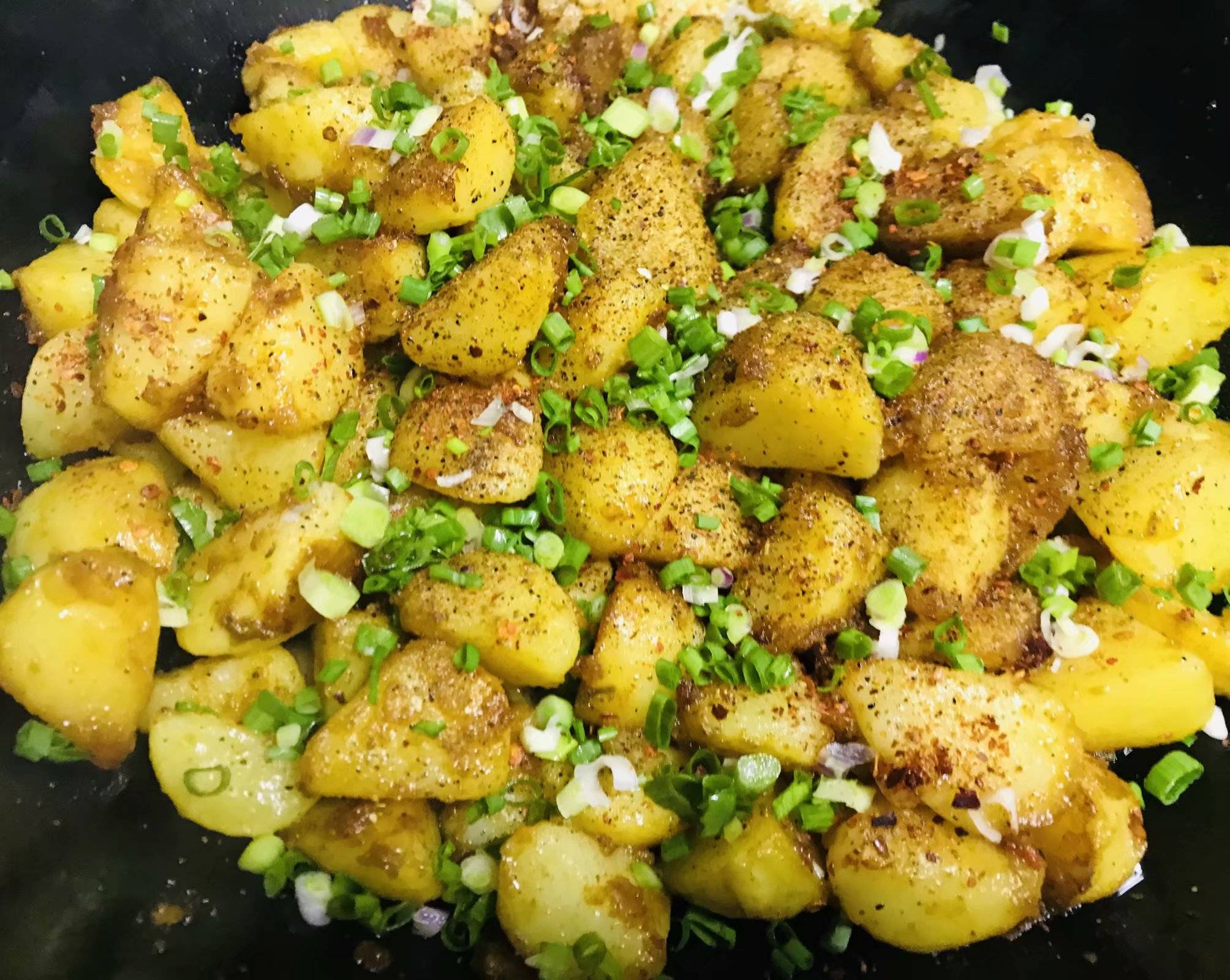 蒜香小龙虾 用嫩土豆制作的锅巴土豆,味道也不错呢.