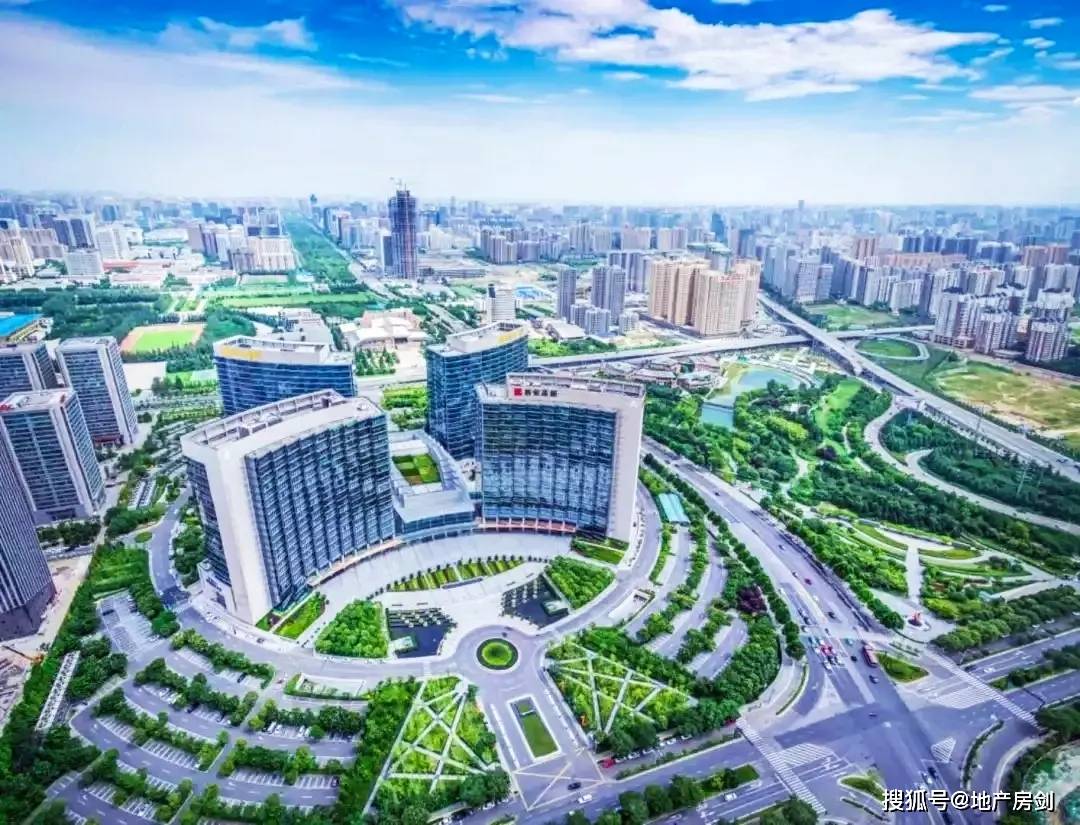高新区航拍图(来源:高新区官微)近年来,在西安被冠以"新中心","价值