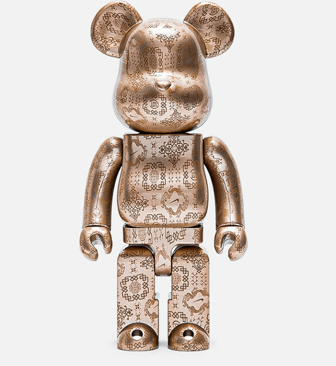 本次的clot x nike x be@rbrick和clot x miyagihidetaka,抛开"十年无