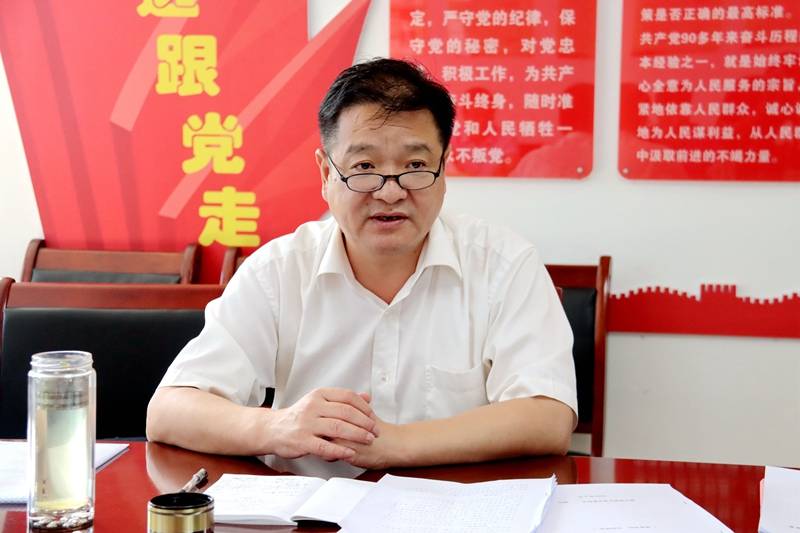 市保密局鲁军局长一行来潢川检查指导高考考前准备工作