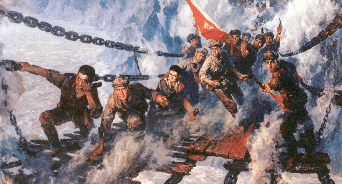 原创飞夺泸定桥,敌军为何只拆木板而不是弄断铁链?抗战老兵道出真相