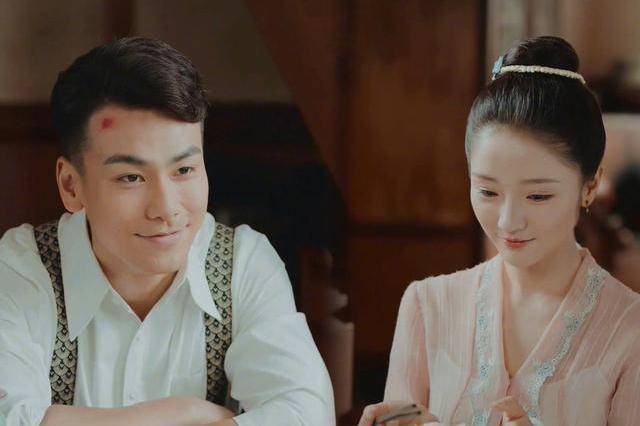 2,戴向宇—陈紫函的丈夫,剧中饰演山本洋介,36岁
