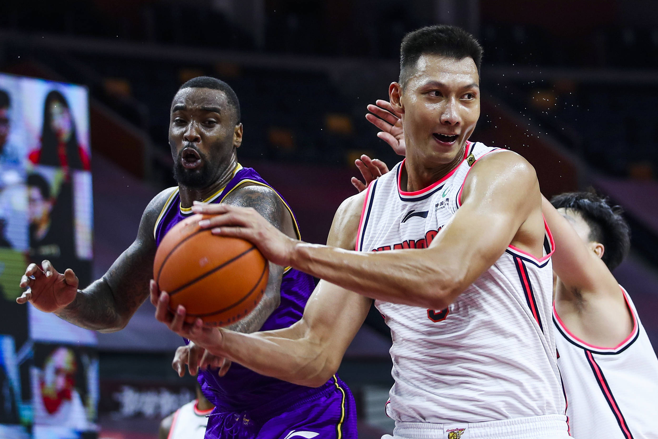 易建联将缺席cba新赛季|易建联将缺席CBA20-21赛季,朱芳雨:希望大家多多鼓励支持