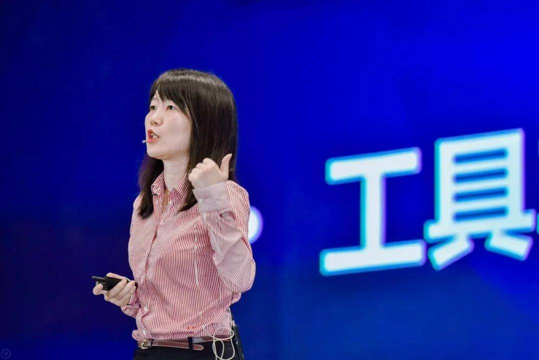 两轮事业部营销总经理陶峰表示,今年上半年,爱玛各渠道销售屡创新高