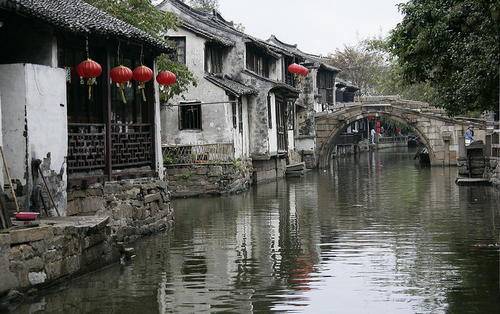 南湖春曉,書院誦讀,月沼風荷, 牛腸水圳,雙溪映碧, 亭前古樹,磊崗