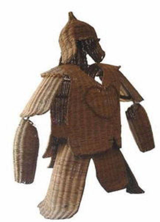 中徐宁的"雁翎甲",还有秦始皇时期的"石甲",亦或是明清时期的"纸甲"