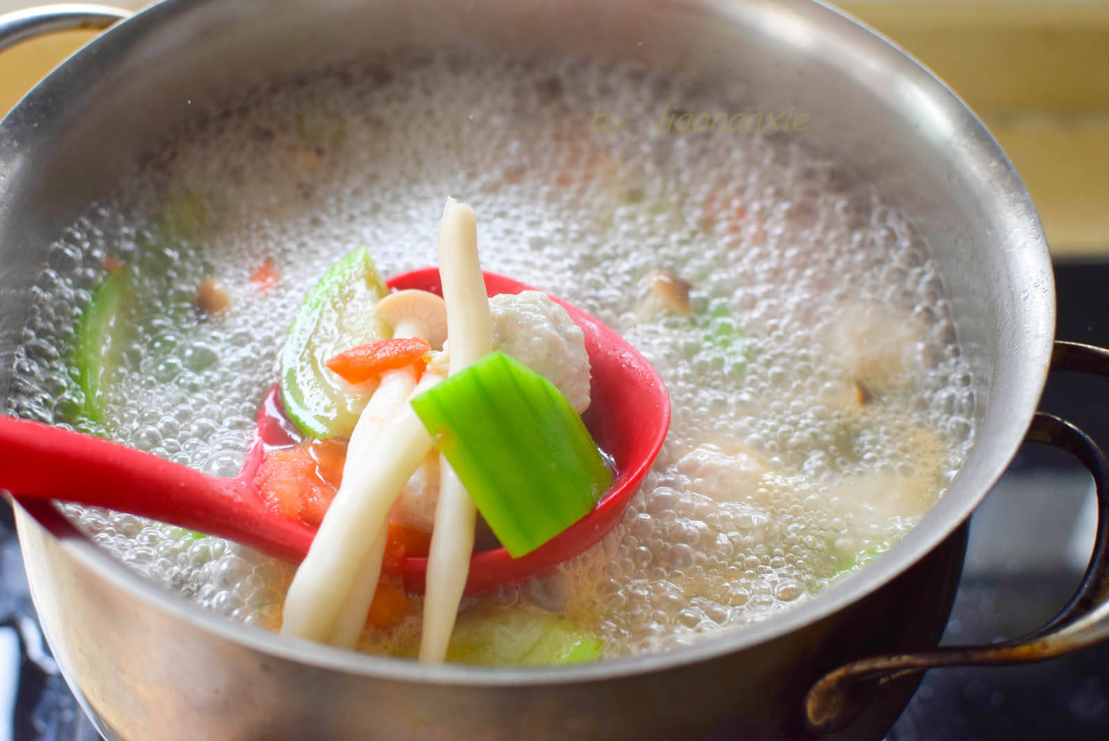 夏季喝汤,蟹姐最爱这一碗,简单美味,比排骨汤还抢手