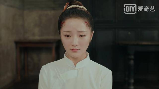 原创看完《小娘惹》被天兰气疯了,一哭二跪三认命,比桂花更可恨