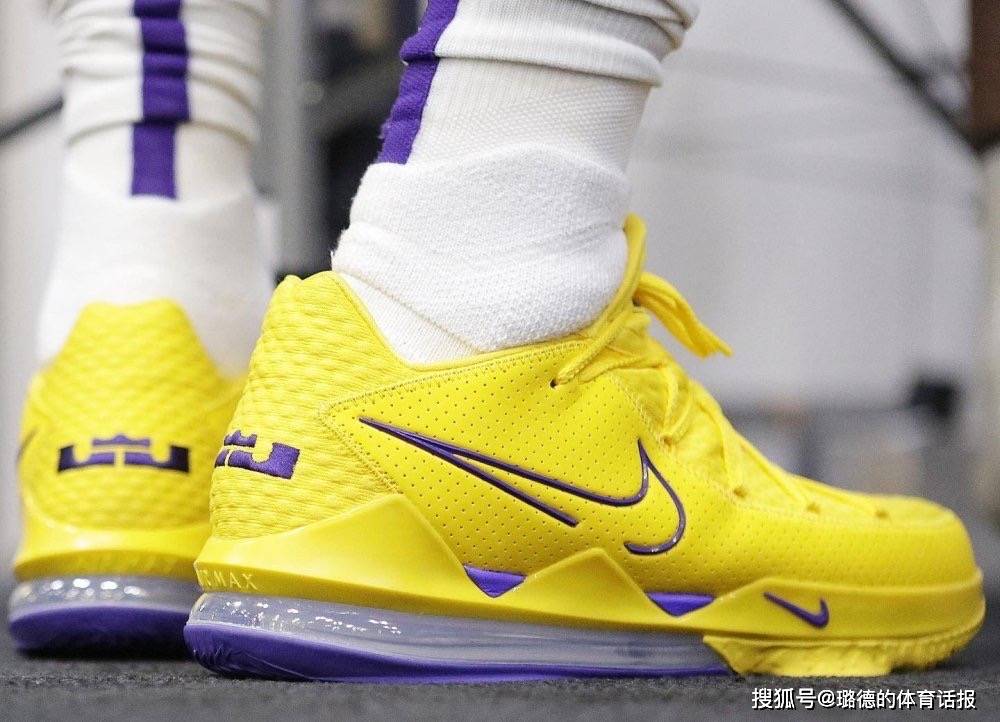 nba官方晒湖人训练照,詹皇黄色球鞋引人注目,35岁身材完美_手机搜狐网