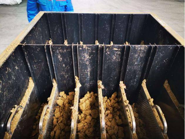 可充分实现对污泥进行"减量化,稳定化,无害化和资源化"处理; 终污泥