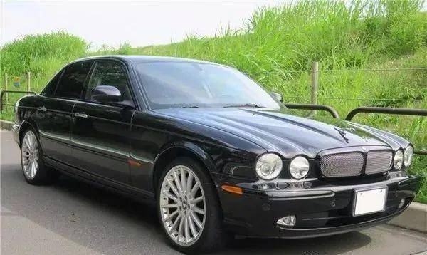 都是帅气大叔颜值高到没朋友的捷豹xj