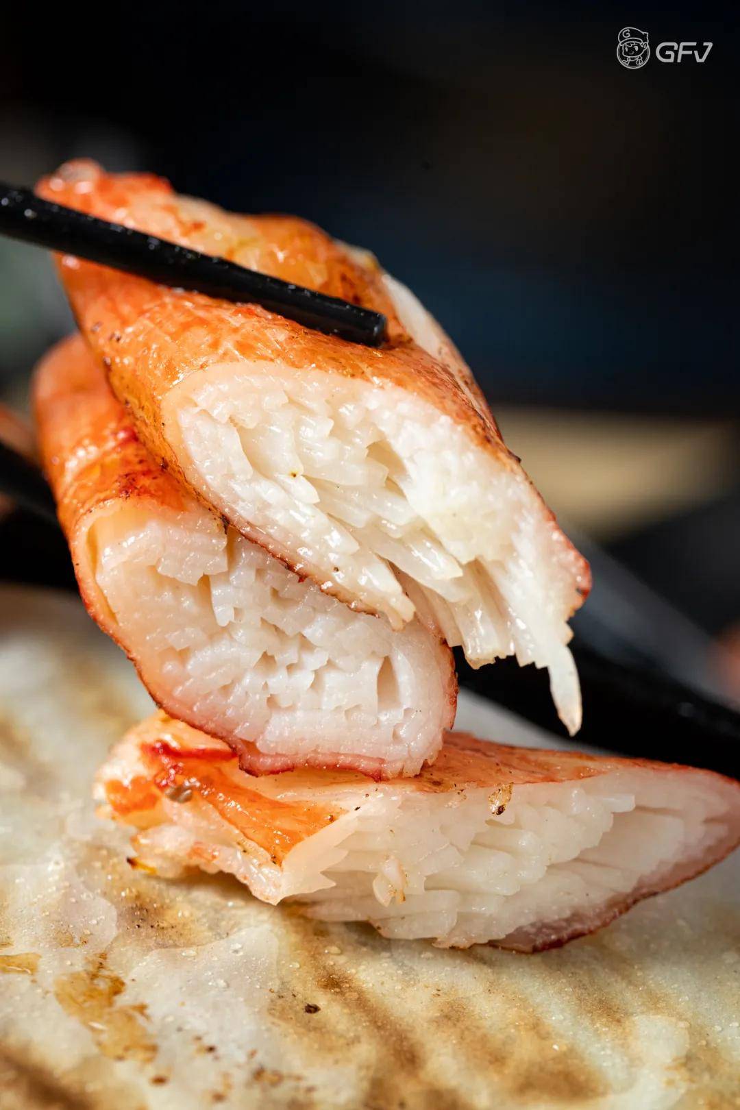 原创碳烤"街霸"发起全城手机号通缉令,有"8"就打折!