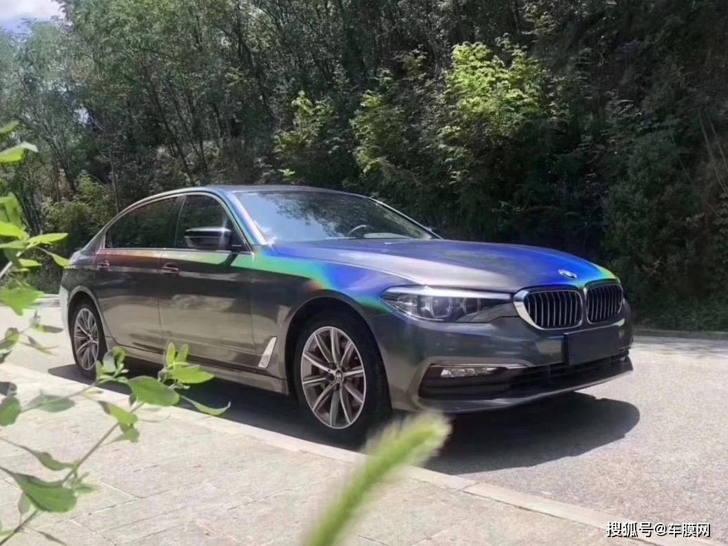 宝马锦绣灰贴膜改色效果图