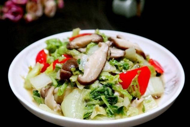 原创美食推荐:香菇炒白菜,蚝油双菇西兰花,小米辣猪肚,小米辣猪肚