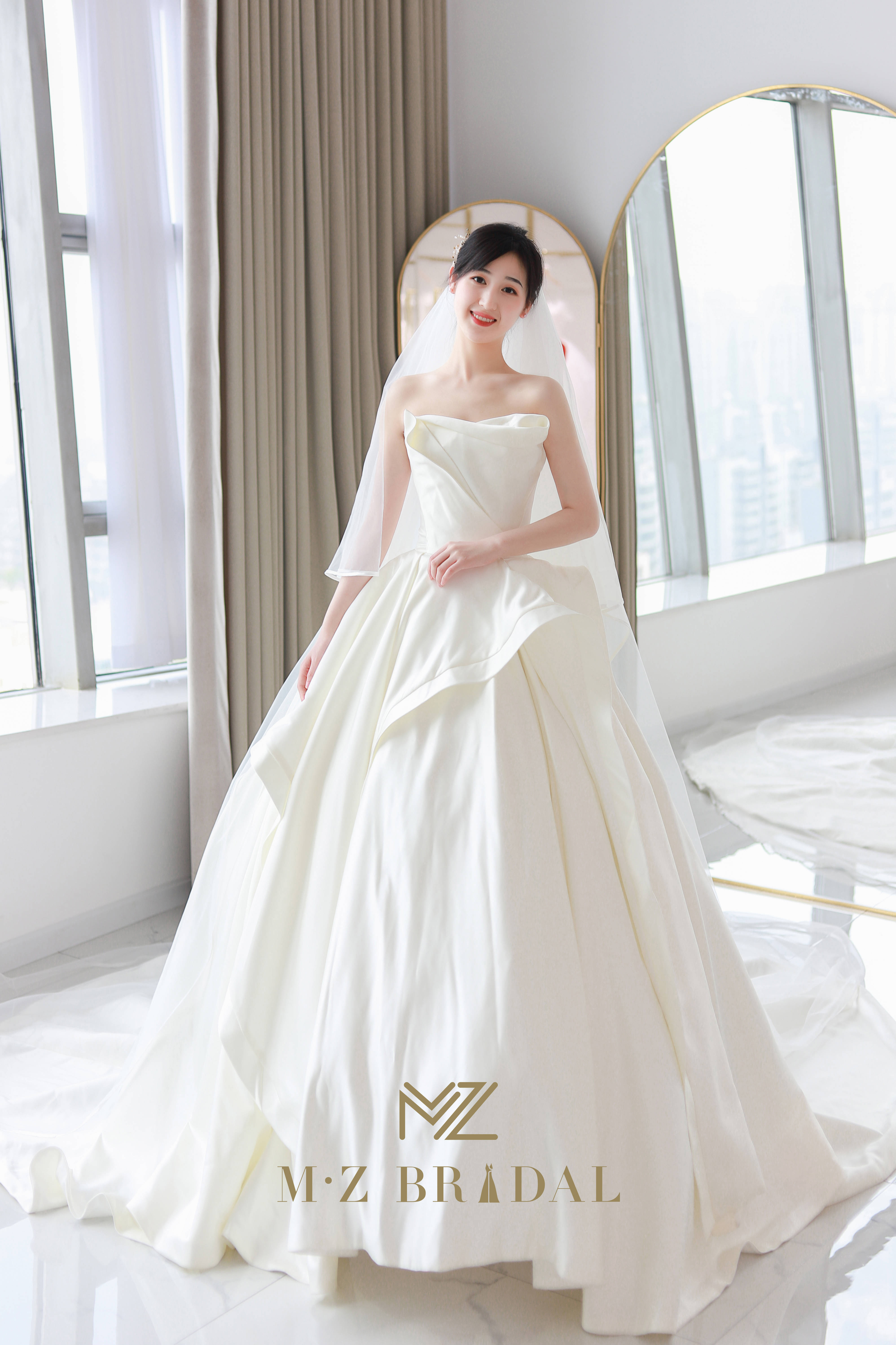 成都婚纱 | 法式复古风情·经典缎面试纱合集