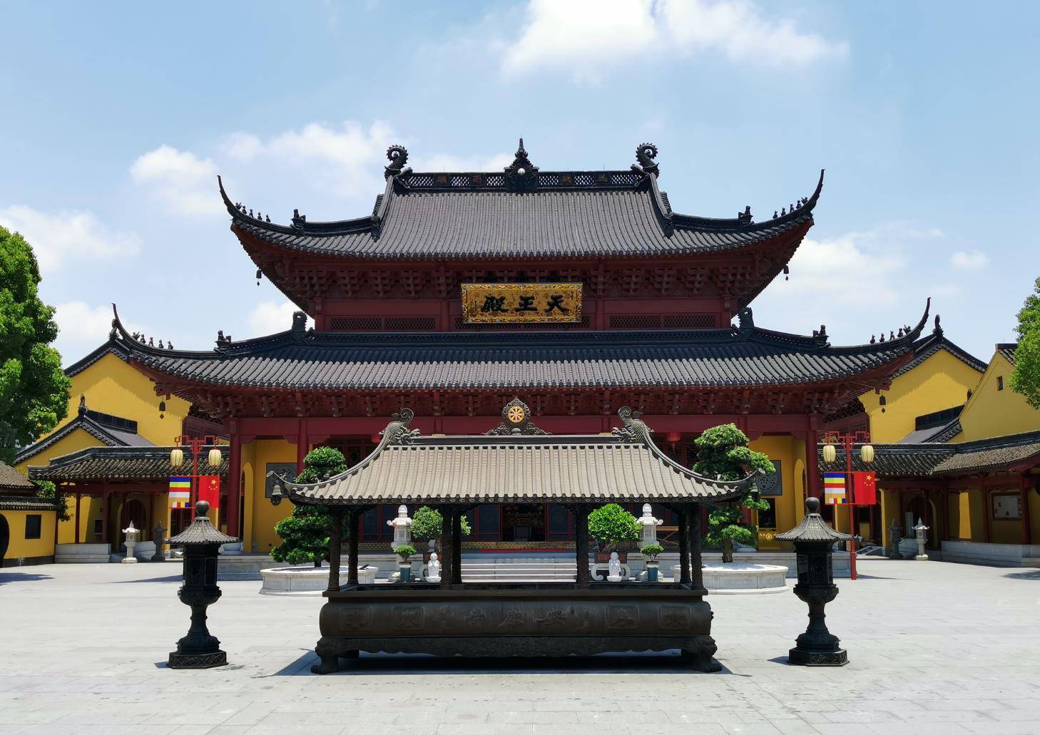 原创浙江这个唐朝古寺,花8000万重修,却藏于原生态古镇内