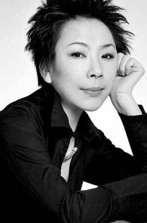 原创赵本山"爱将"花60万整容,被骗财骗色后,至今儿子生父成谜