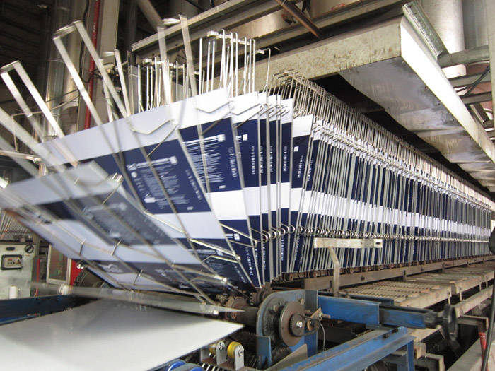 佛山印铁制罐生产工厂,专业印刷工艺为涂料厂定制优质化工罐