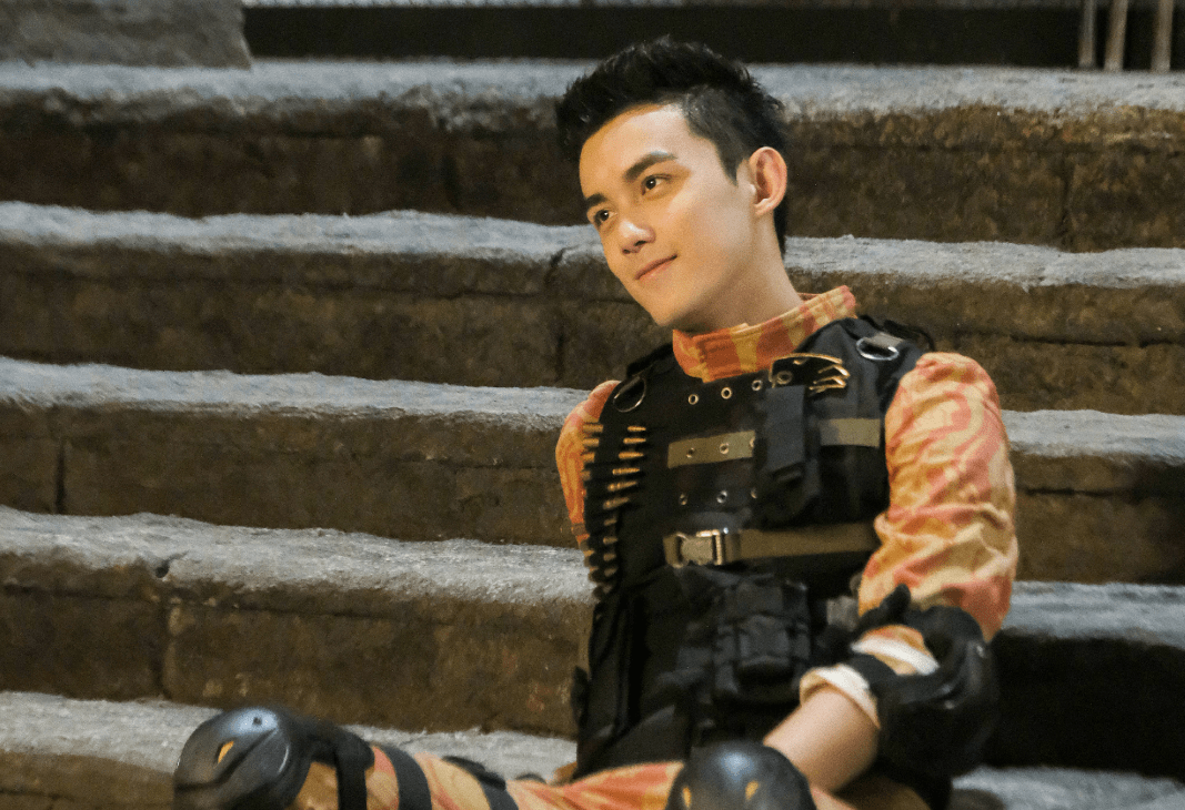 网剧穿越火线开播鹿晗吴磊同框魅力十足看到两位女主心动了