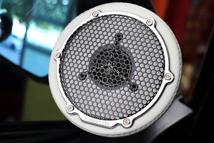 引起改装界的轰动,乌鲁木齐哈弗h5汽车音响改装丹麦丹拿伊索塔,威迪