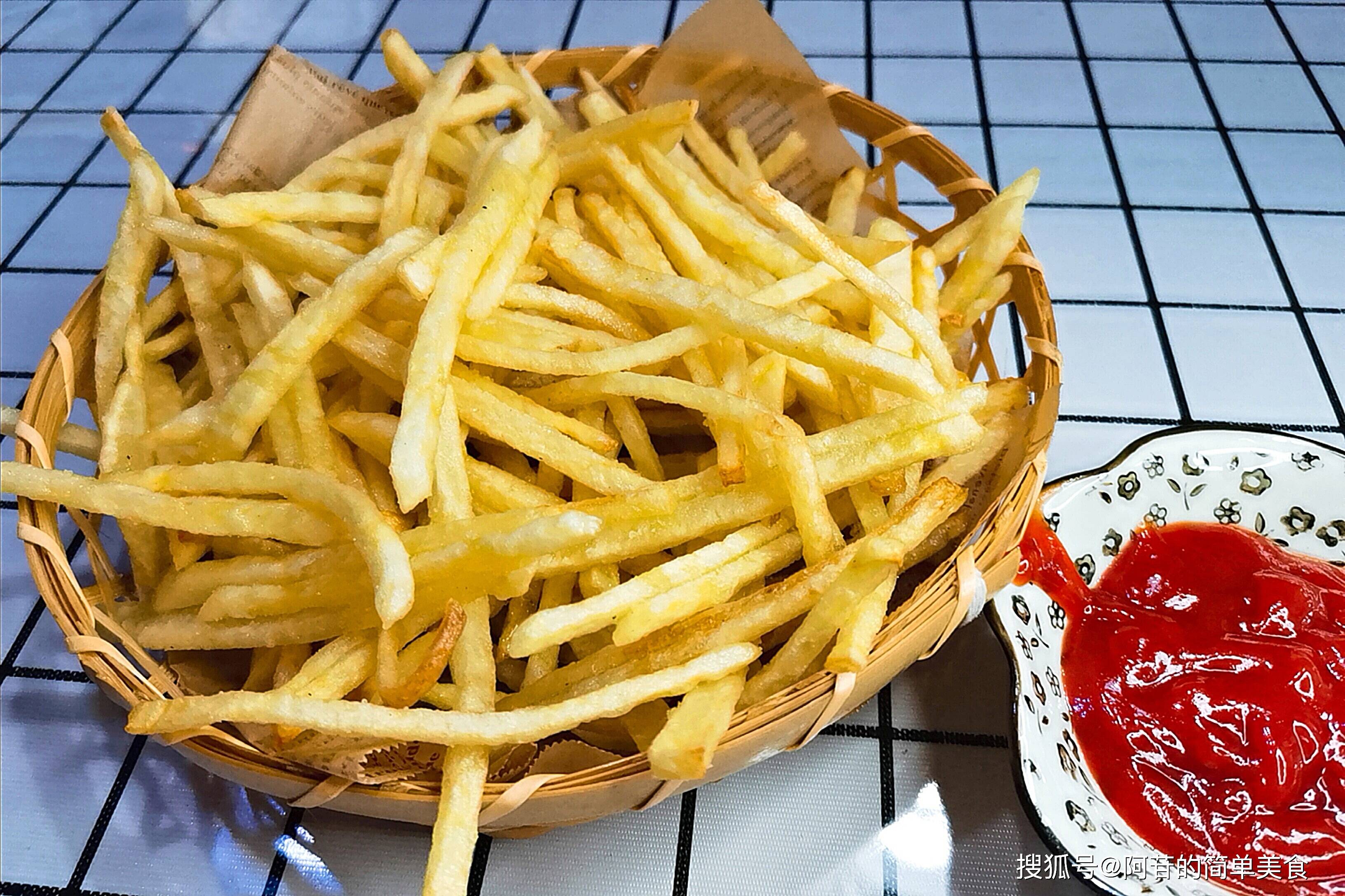 不用冷冻花时间即刻就能吃上新鲜酥脆的炸薯条适合急性子