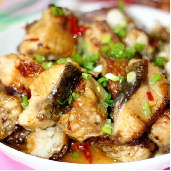 蒸碗酥肉, 闽笋炖煮白萝卜,红烧鱼块,辣椒捣皮蛋