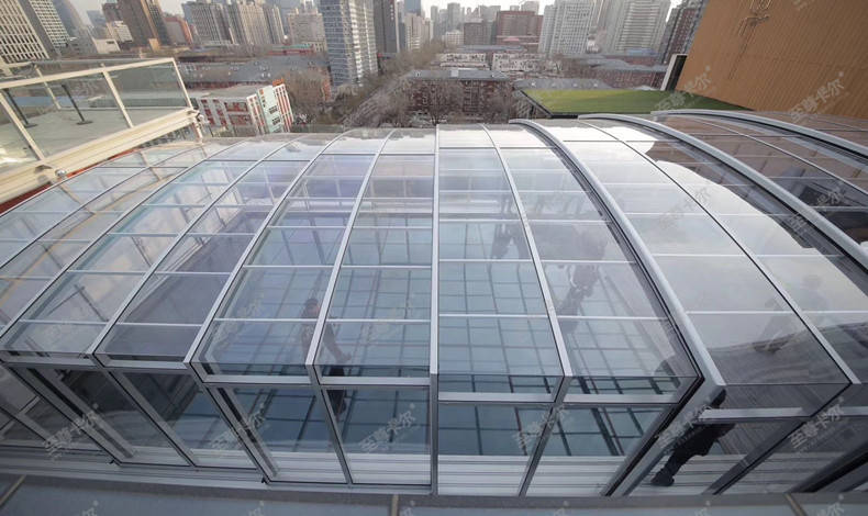 新型可移动伸缩阳光房图片大全,遮阳挡雨还可折叠收回