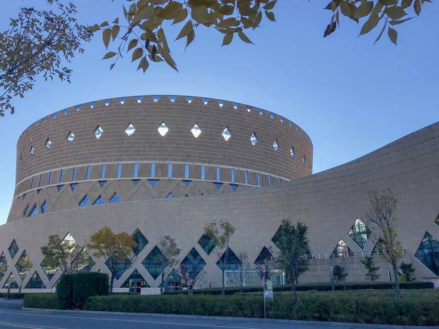 中国西北地区出境免税店,落户内蒙古鄂尔多斯,意料之外情理之中