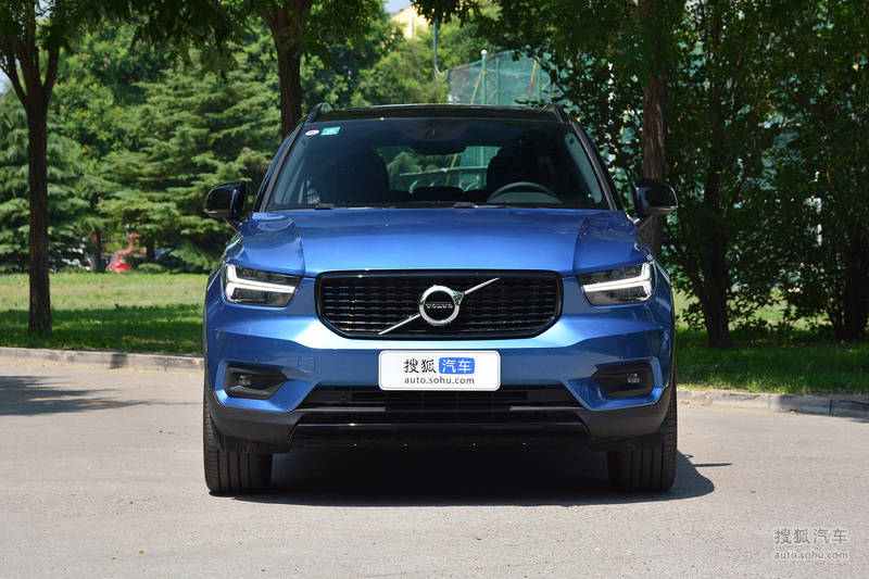 售价26.48万起 新款国产沃尔沃xc40上市