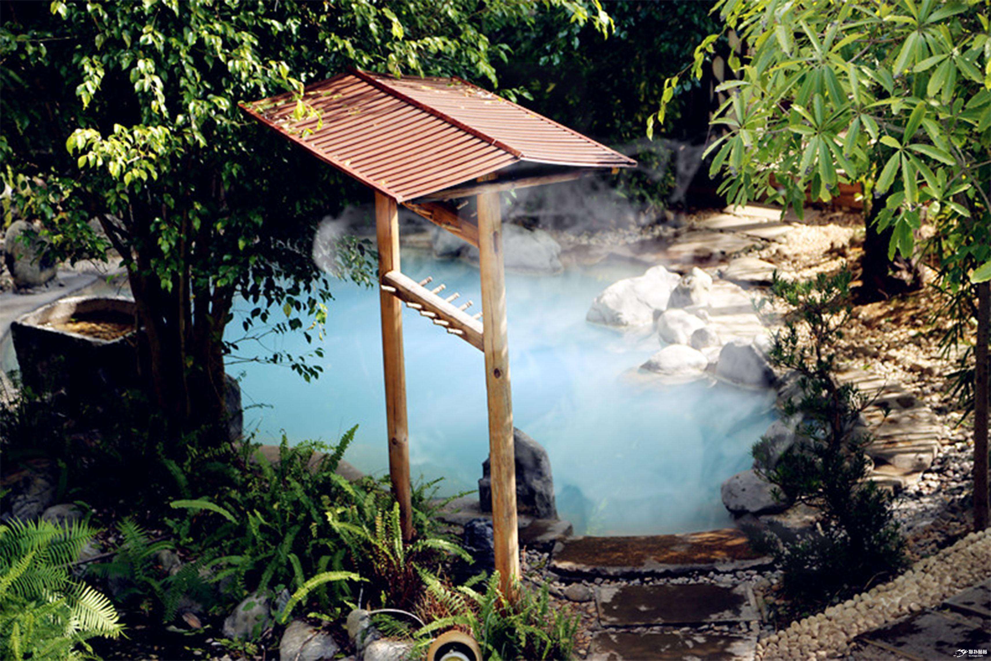 腾冲热海有口"怀胎井",每天接待游客300名!_温泉