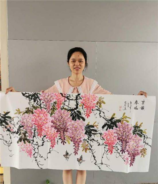 著名女画家周琴出淤泥而不染濯清涟而不妖