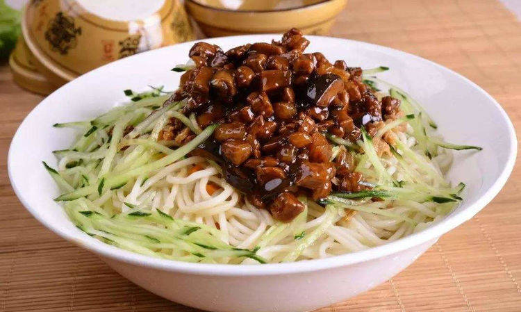 原创二伏吃面!要吃这6种传统面条,顺应时节身体好,轻松度过三伏天