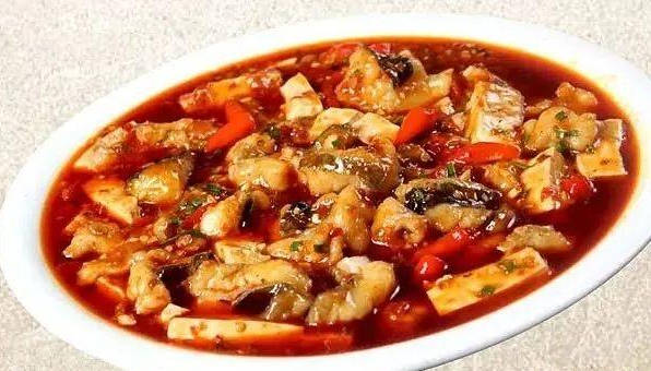 豆腐燜鯰魚